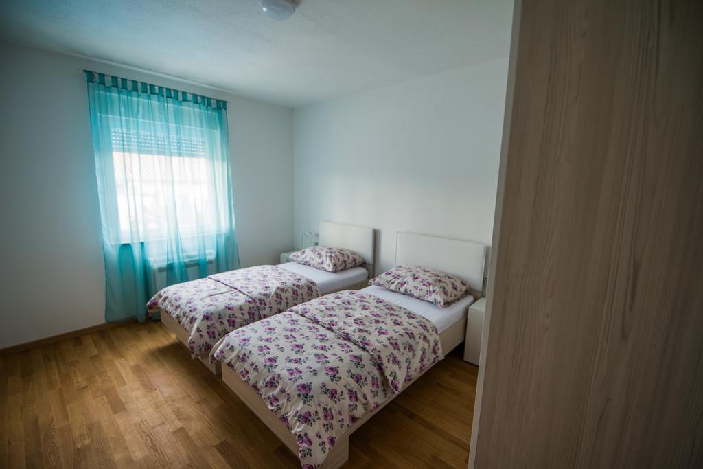 Villa Ljubica Vodice Buitenkant foto