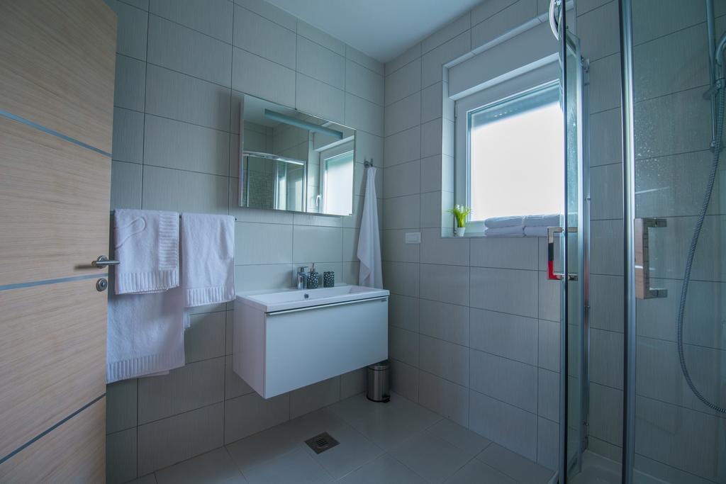 Villa Ljubica Vodice Buitenkant foto
