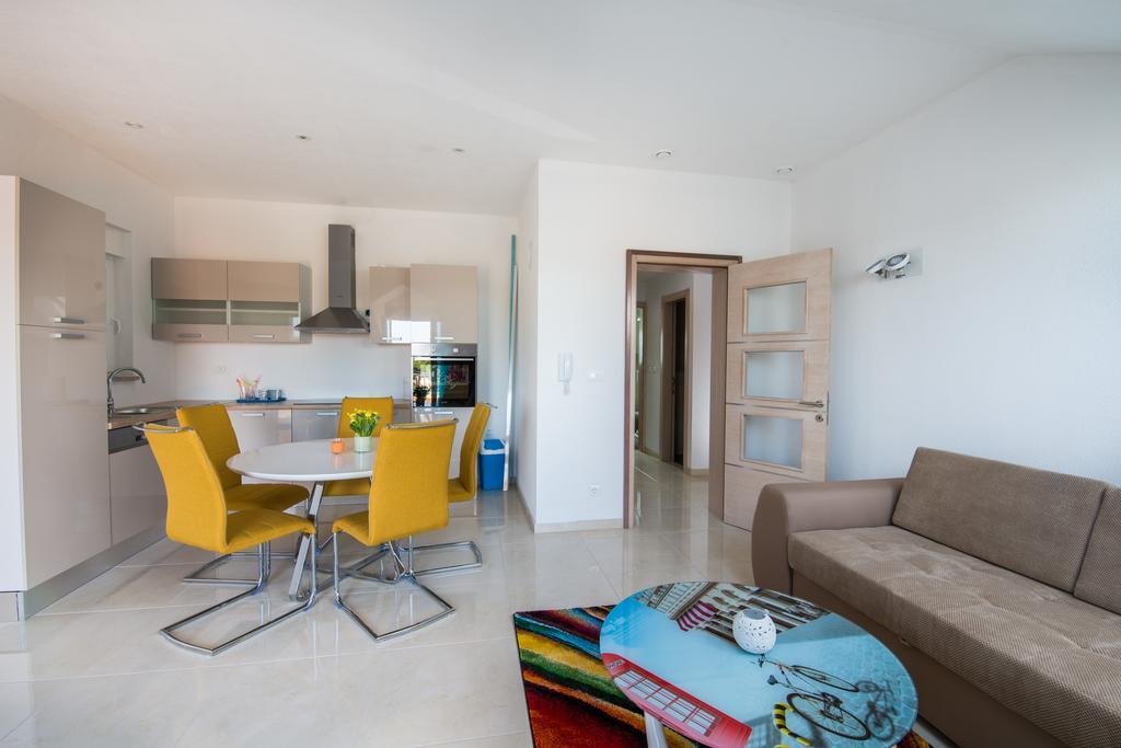 Villa Ljubica Vodice Buitenkant foto