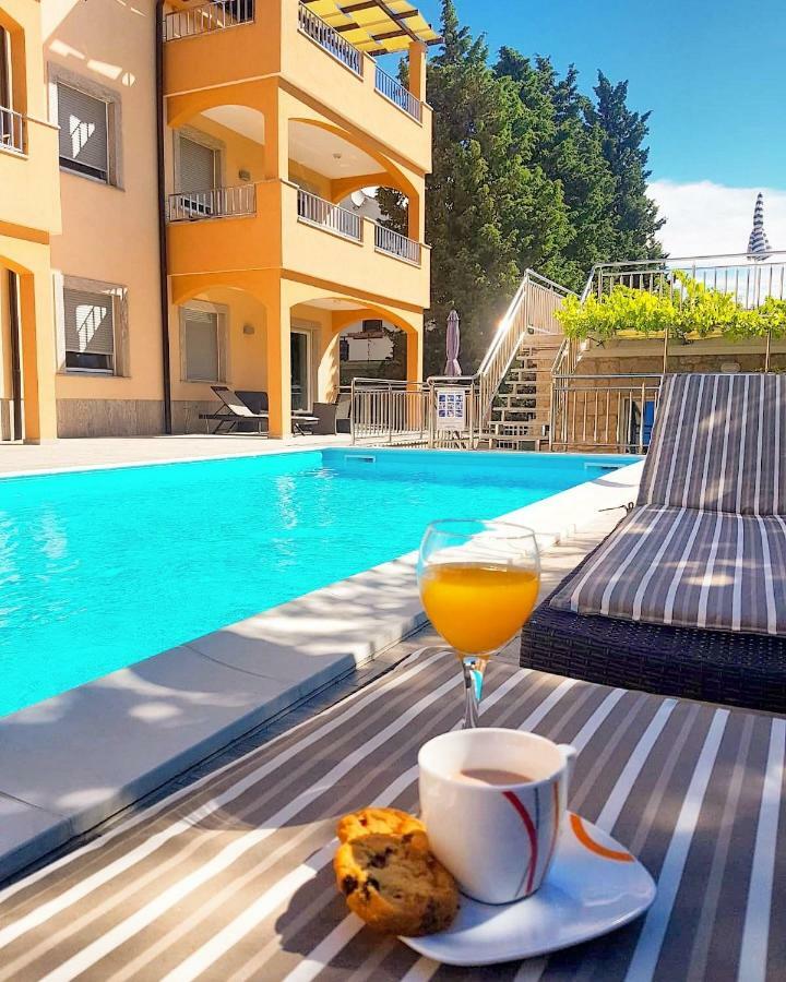 Villa Ljubica Vodice Buitenkant foto